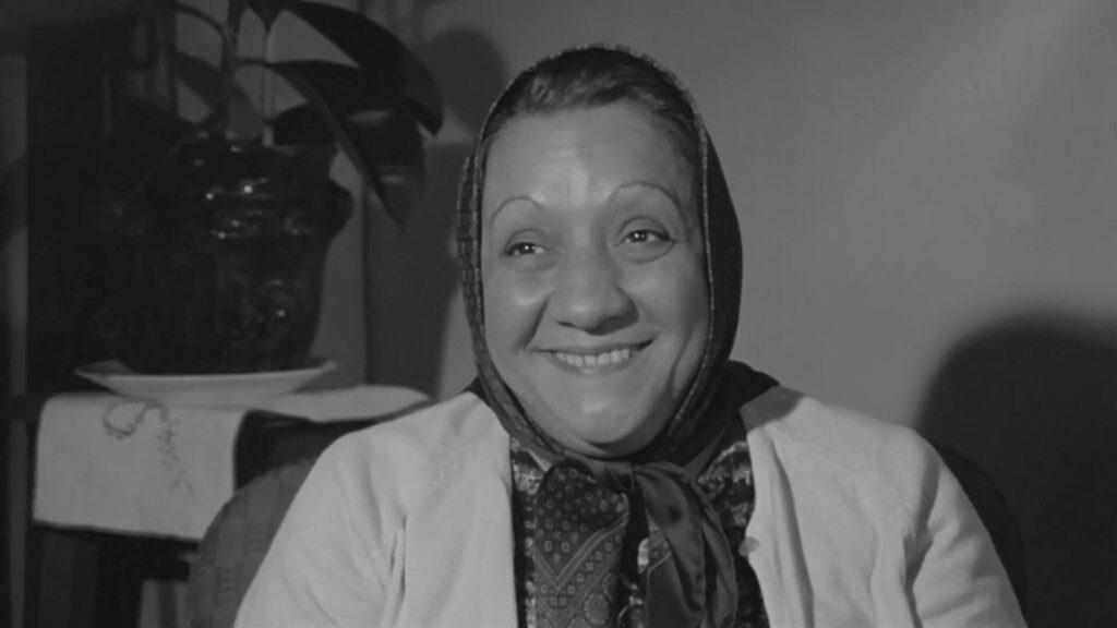 Türk Sinemasının Güler Yüzü Adile Naşit Sinema Perdesinde